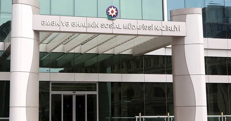 Azərbaycanda 10 min manatlıq əməkhaqqı ilə işçi axtarılır
