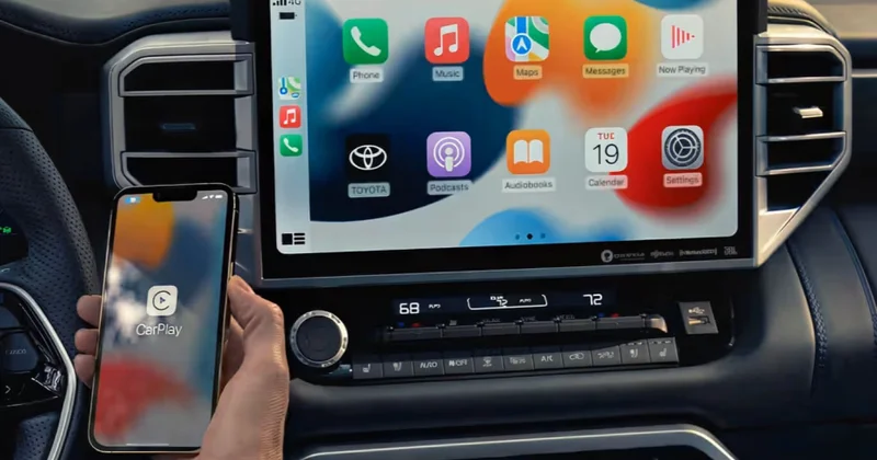 “CarPlay”də böyük dəyişiklik: video izləmək və yeni naviqasiya imkanları gəlir