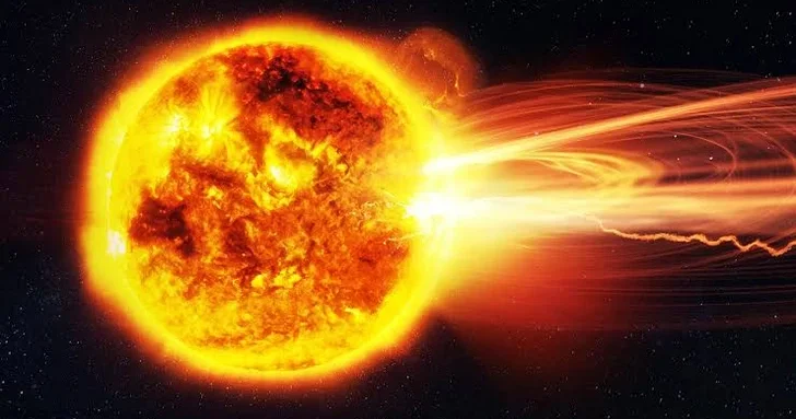 На Солнце произошла мощная вспышка