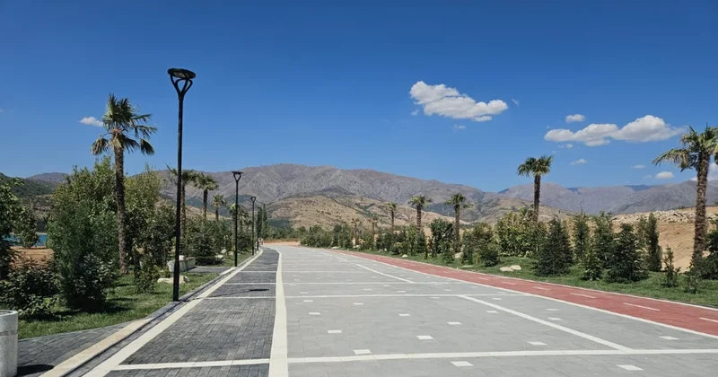 Azərbaycanlı jurnalistlər “Sea Breeze Uzbekistan” layihəsinin ərazisini ziyarət ediblər