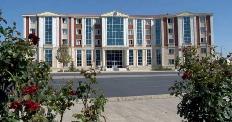 Daha bir universitet bağlanır? Planda yer verilmədi...