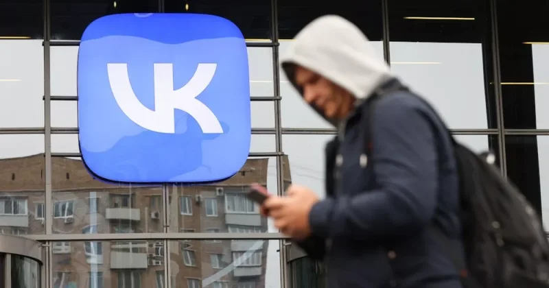 VK судится с Apple