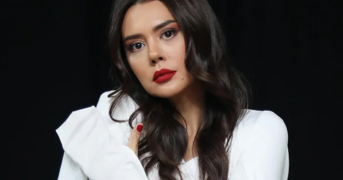 İstirahətə oğlu ilə yollanan Oksananın başına iş gəldi İKİSİ DƏ XƏSTƏXANALIQ OLDU