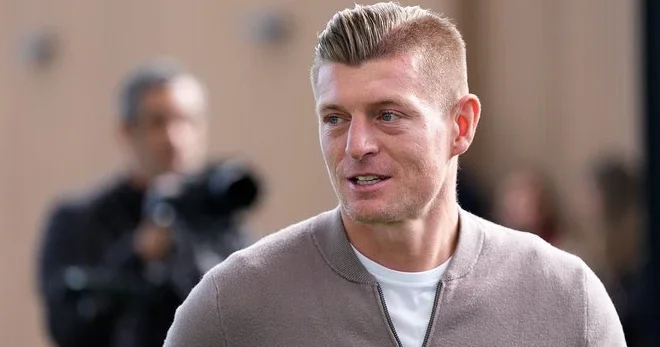 Kroos: “Qızıl top”u Xviça Kvaratsxeliya qazanmalıdır”