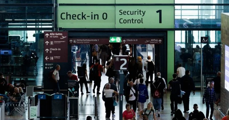 Kiberhücumla əlaqədar Berlin aeroportunda bu gün də gecikmələrin olacağı gözlənilir