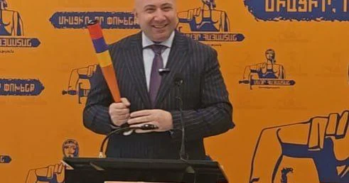 Ermənistanda “Dəyənək” adlı partiya yaradılacaq