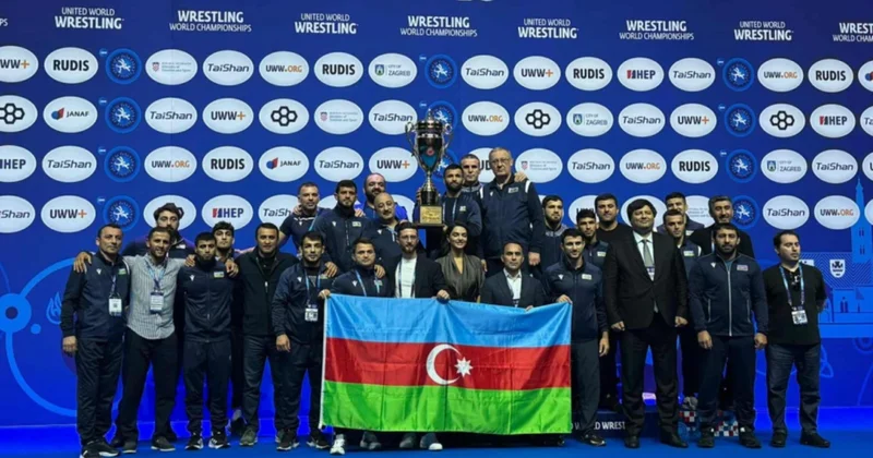 Yunan Roma güləşi üzrə Azərbaycan millisi dünya ikincisi olub