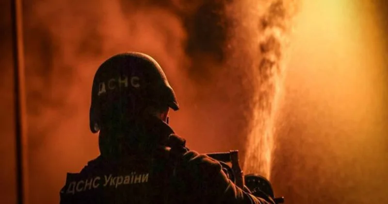 Rusiya ordusu Ukraynada yenidən xilasedicilərə zərbə endirib, yaralılar var