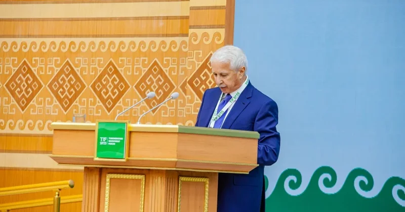 İqtisadiyyat nazirinin müavini Türkmənistan İnvestisiya Forumunda