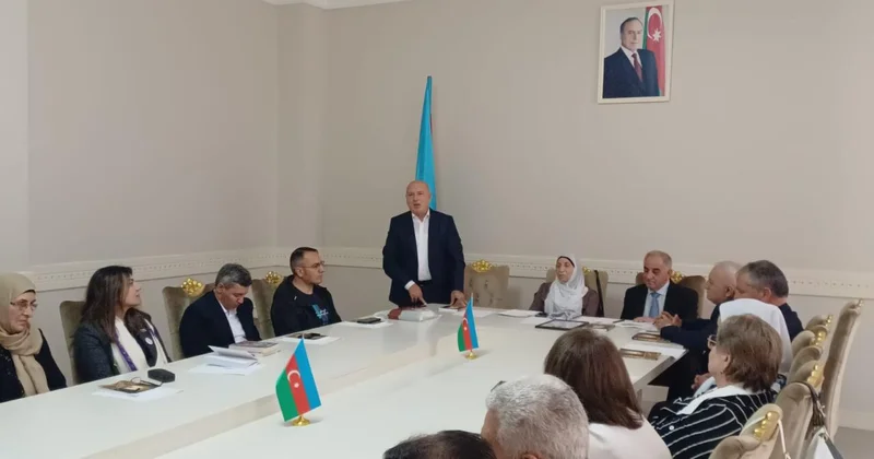 Heydər Əliyev Mərkəzində Solmaz Məmmədovanın kitab təqdimatı keçirilib FOTO