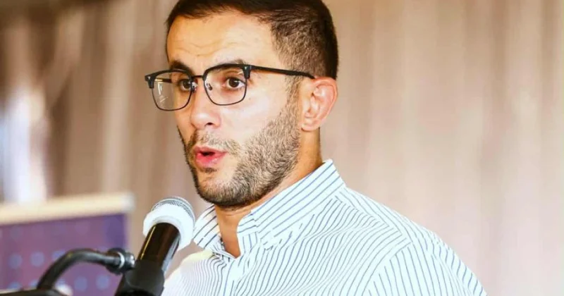 Rafiq Hüseynov Dünya Güləş Birliyinin konfransda təqdimatla çıxış edib
