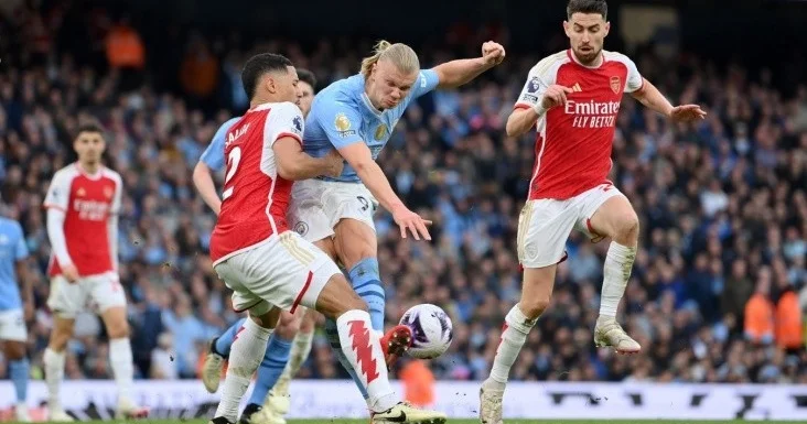 İngiltərə Premyer Liqası: “Arsenal” və “Mançester Siti” V tura yekun vurub