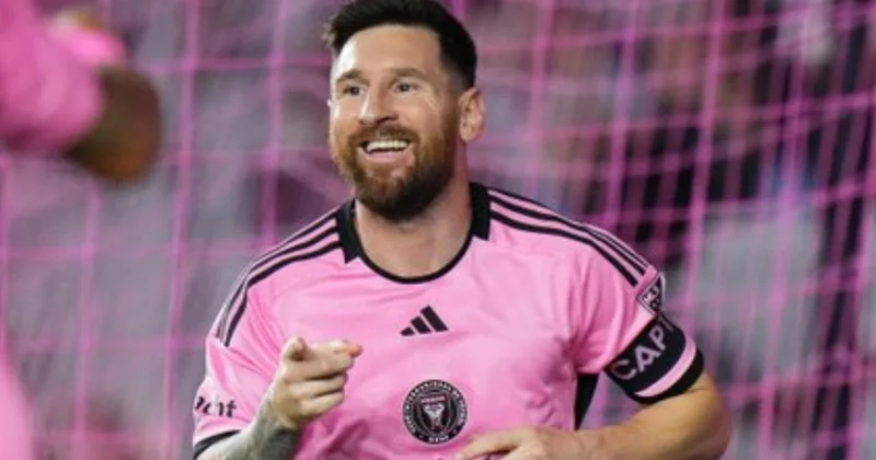 Messi 1 ci yerə çıxdı