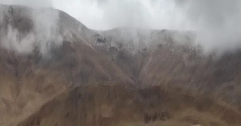 Naxçıvanda dağlıq ərazilərdə qar yağmağa davam edir