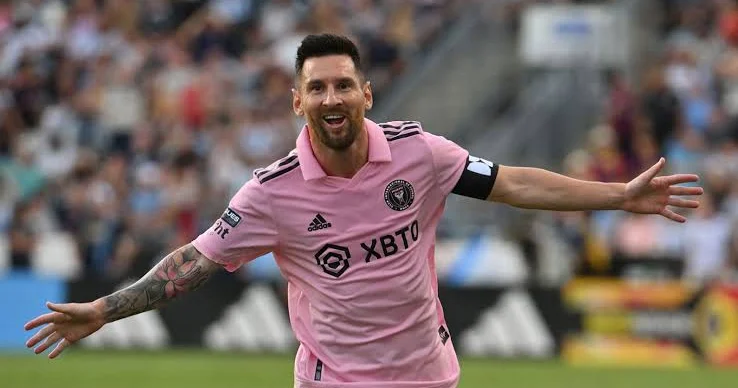 Lionel Messi 1176 cı oyununda bunu bacardı