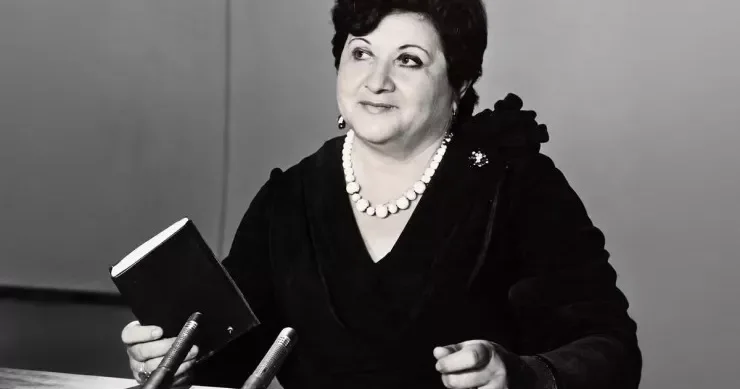 Sevda Məmmədzadə kimdir? 65 ilini radioya həsr edən diktor