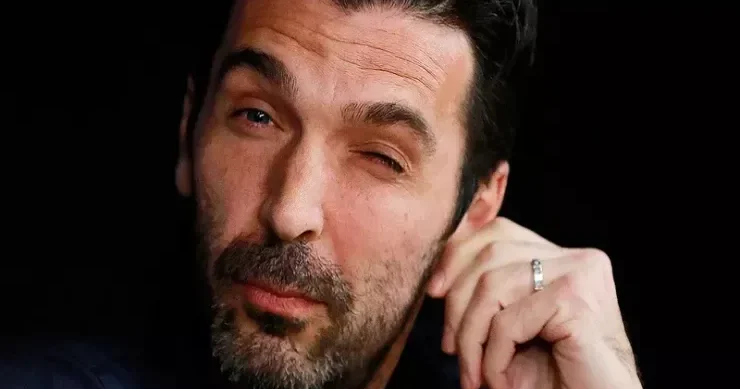 48 yaşlı Buffon kollecə daxil olub: mühasibatlıq diplomu almaq niyyətindədir