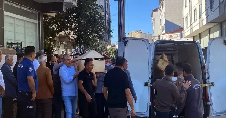 “Ananızı öldürdüm: evə gəlin, məni polisə təslim edin” 80 yaşlı kişinin şok cinayəti