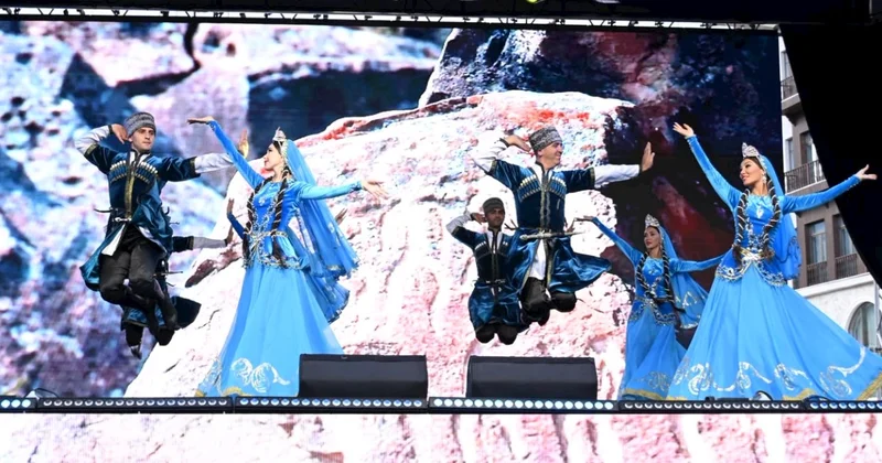 Xankəndidə möhtəşəm bayram konserti keçirildi FOTOLAR