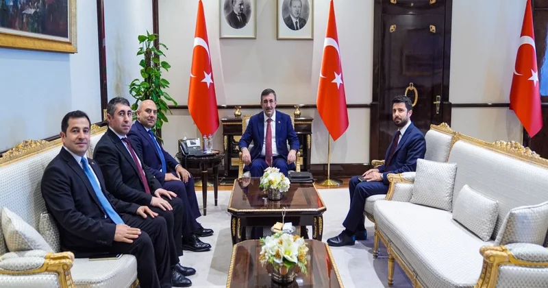 Cevdet Yılmaz Azərbaycan səfirini qəbul edib