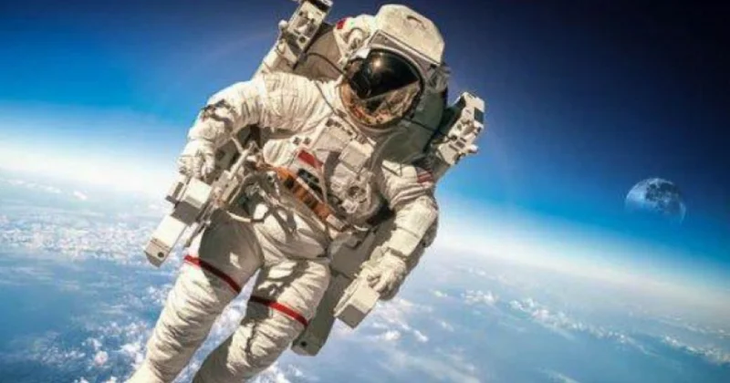 Çin kosmosda məhsul yetişdirir kartof, günəbaxan, kök...