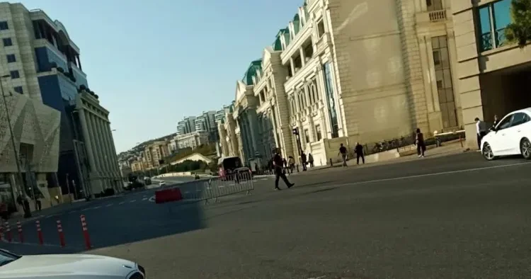 AYNA şəhid və qazi ailələrini yollarda qoydu avtobus ayrılmadı