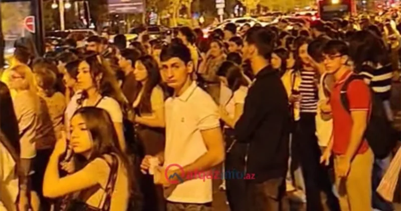 “Elmlər”də avtobuslar gecikir İynə atsan yerə düşməz+Video