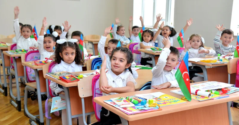 Birinci sinfə qəbul olunan şagirdlərin sayı illər üzrə dəyişib