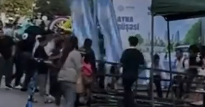 Monitor qadının üzərinə belə aşıb Anbaan görüntülər