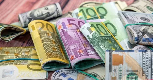 Avro ucuzlaşdı, rubl bahalaşdı YENİ MƏZƏNNƏ