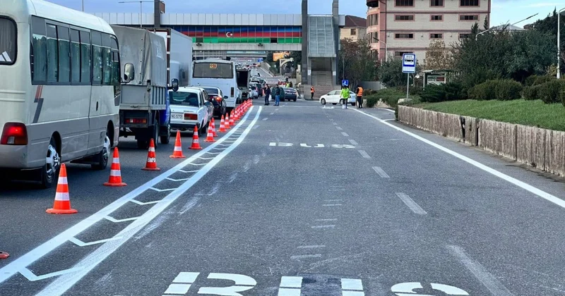 Bu küçələrdə də avtobus zolaqları var