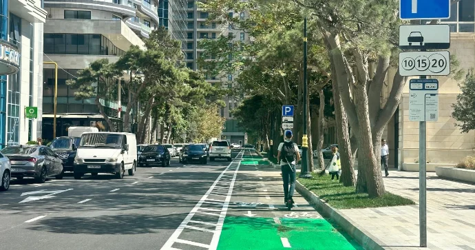 Bir zolaq ləğv edilsin, yerinə velosiped yolu çəkilsin TƏKLİF