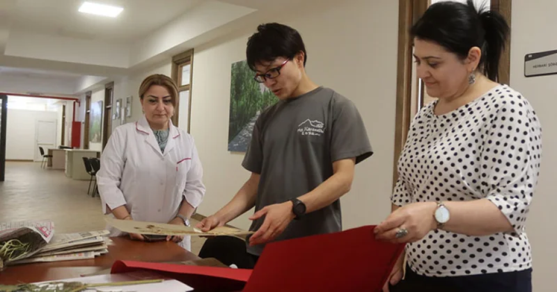 Yaponiyalı doktorant Azərbaycan botanikləri ilə birgə mamır növünün populyasiya genomikasını araşdırır