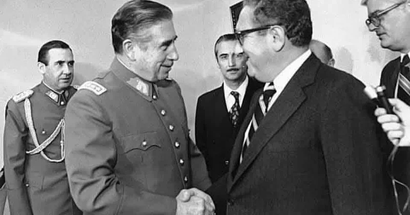 Çili, 11 sentyabr 1973: Demokratiya təcrübəsinin qanlı sonu KONKRET