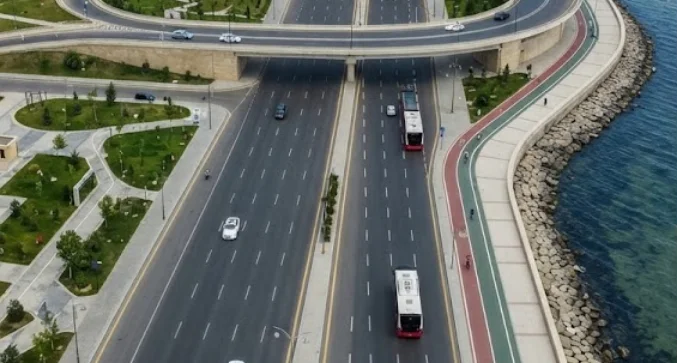 Abşeron sahillərində nəqliyyat yükü necə azaldılmalıdır? EKSPERT