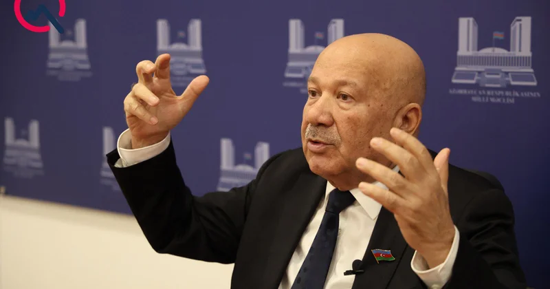 “Ay nazirlər, hünəriniz çatırsa, o camaatın qarşısına özünüz çıxın!”
