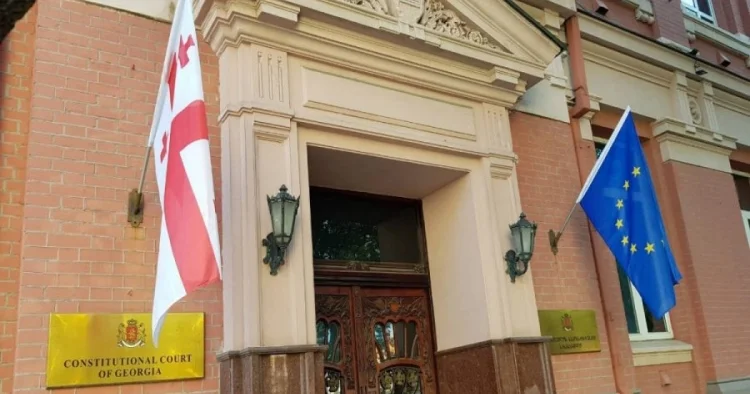 “Gürcü Arzusu” müxalifət partiyalarını qadağan etmək üçün məhkəmə iddiasını yeniləyib