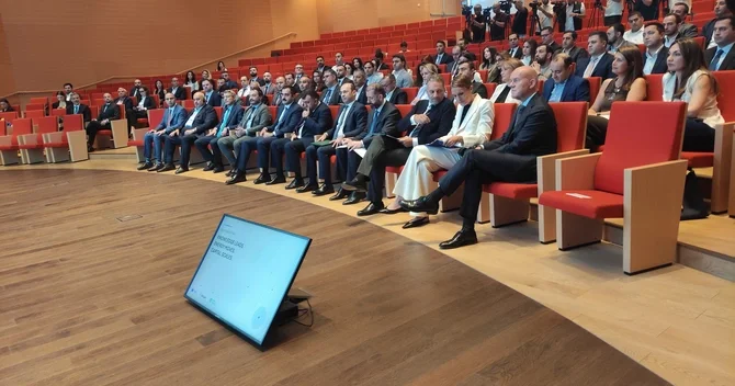 Bakıda Liderlik və İnnovasiya üzrə IE Mərkəzinin AZEMBA proqramının açılış mərasimi keçirilir