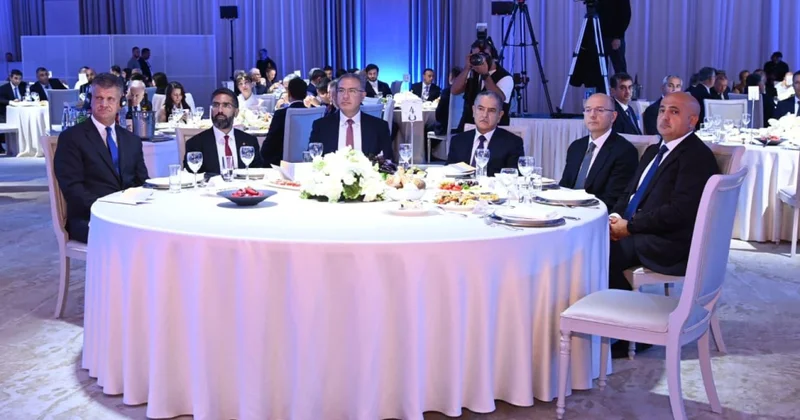 “Gülüstan” sarayında “Əsrin müqaviləsi”nin 32 ci ildönümü və Neftçilər Günü qeyd edilib