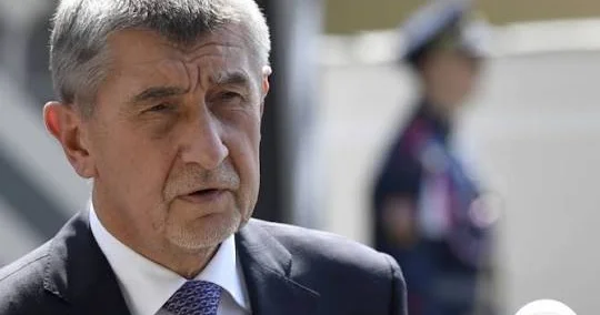 Andrey Babişdən Putinə dolayı DƏSTƏK