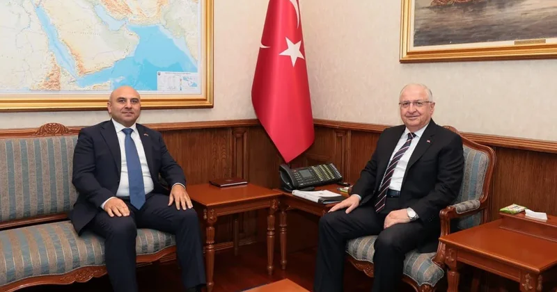 Azərbaycanın səfiri Türkiyənin milli müdafiə naziri ilə görüşüb