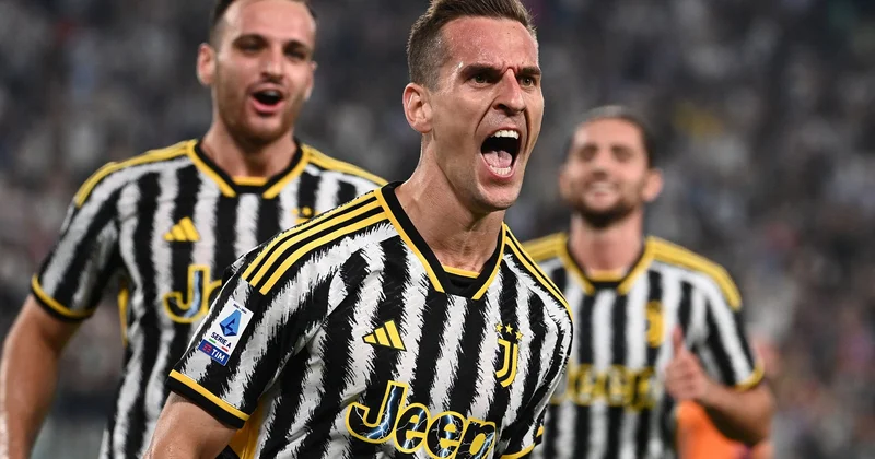 “Beşiktaş” italiyalı futbolçu ilə güclənir