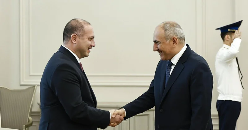 Paşinyan və Çikovani Bakı ilə İrəvan arasında Vaşinqton razılaşmalarını müzakirə edib