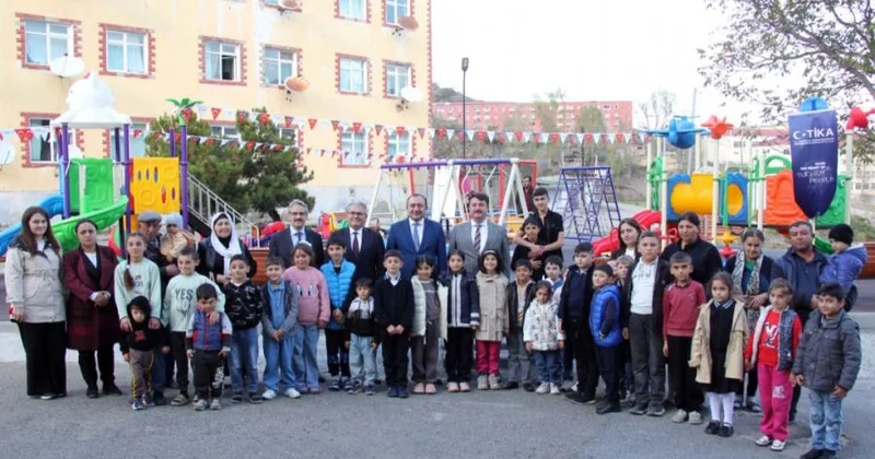 TİKA dan Daşkəsən uşaqlarına hədiyyə