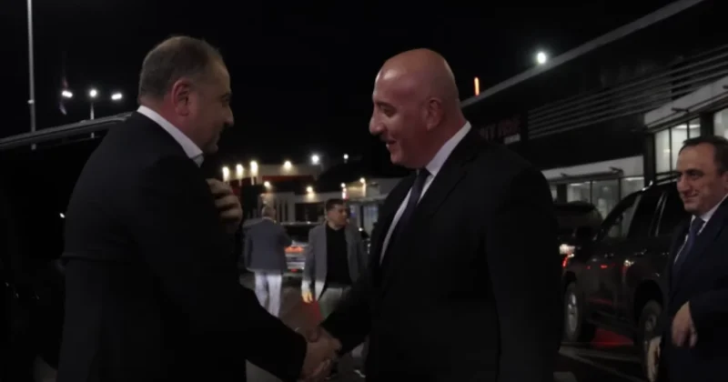 Gürcüstanın müdafiə naziri İrəvanda