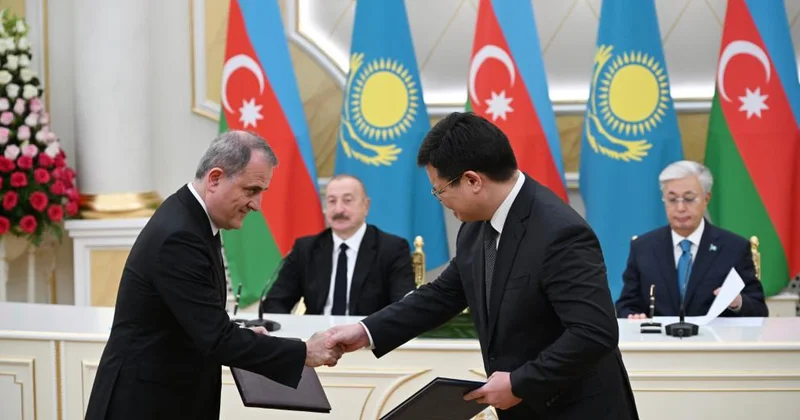 Azərbaycan Qazaxıstan sənədləri mübadilə olunub FOTO