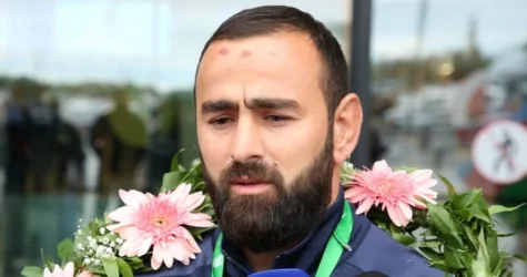 Dördqat dünya çempionu olan Azərbaycan güləşçisi karyerasını başa vurub