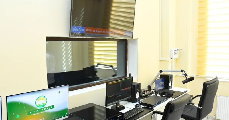 ADAU TV nin müasir internet televiziyasının studiosu istifadəyə verilib