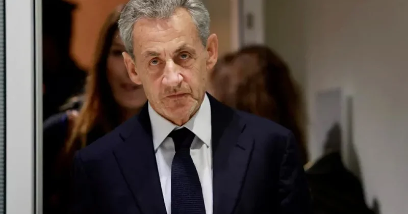 Sarkozi həbsxanaya getdi