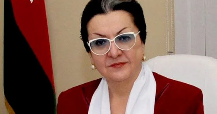 Lalə Şövkət gündəmin mövzusundan danışdı KONKRET
